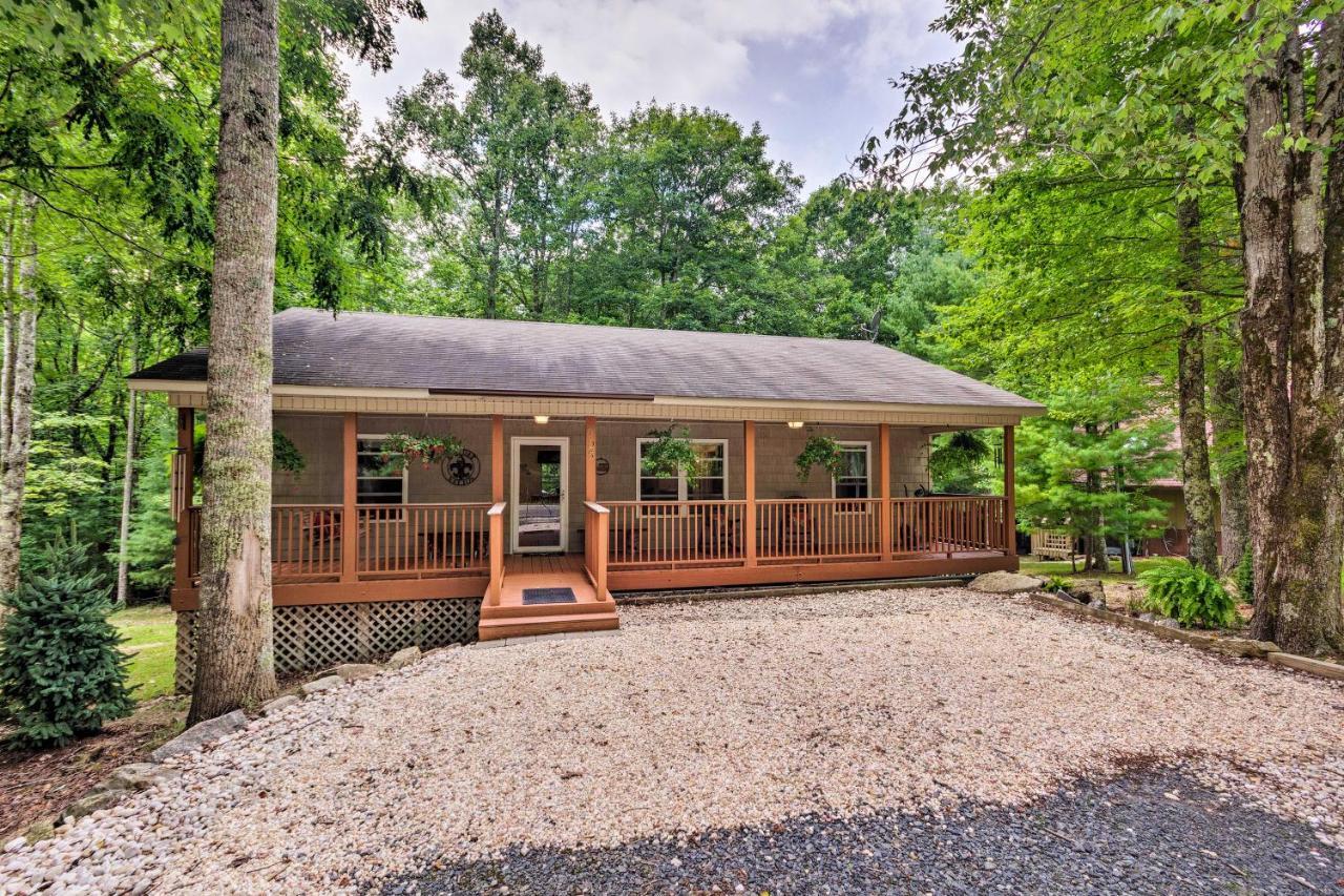 Beech Mountain Home With Covered Deck, Near Skiing! Εξωτερικό φωτογραφία