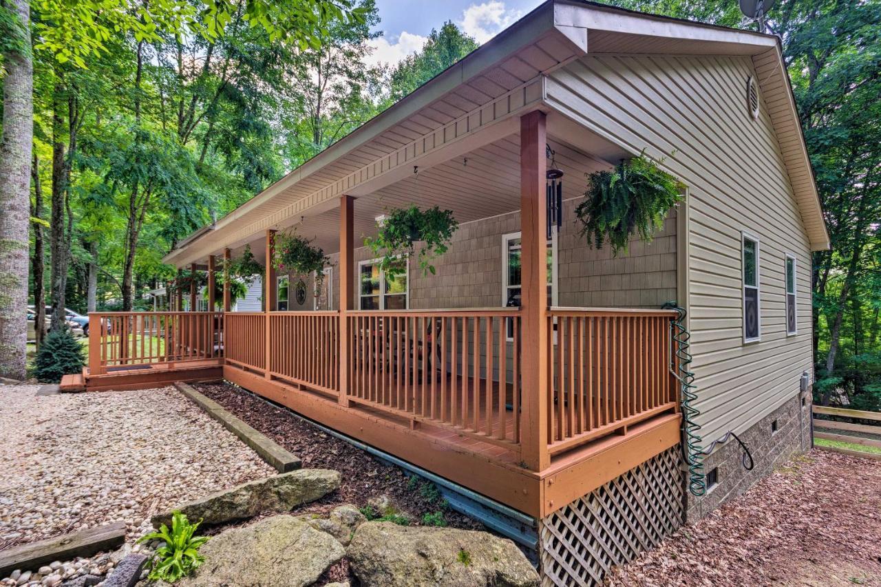 Beech Mountain Home With Covered Deck, Near Skiing! Εξωτερικό φωτογραφία